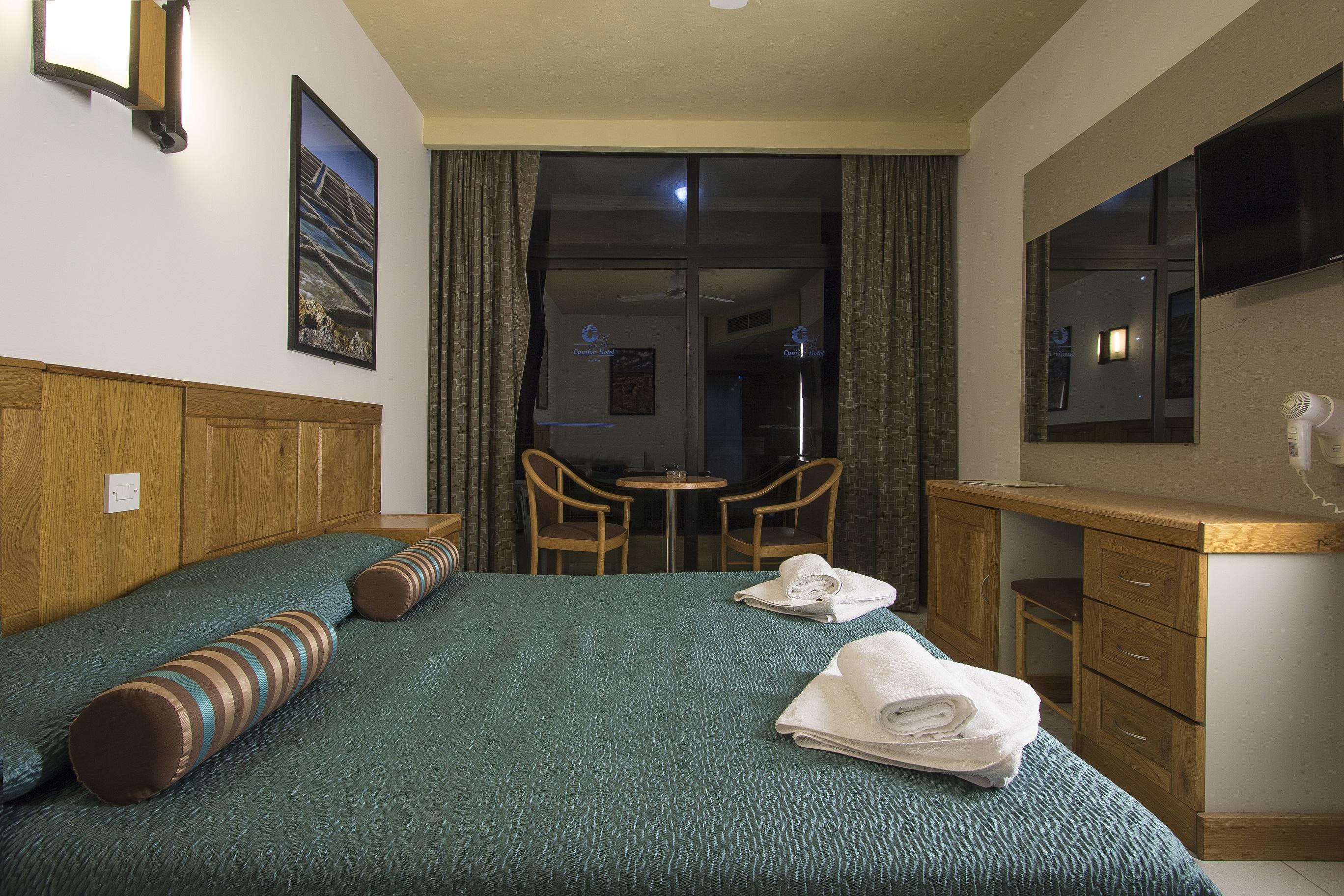 Canifor Hotel St. Paul's Bay Esterno foto