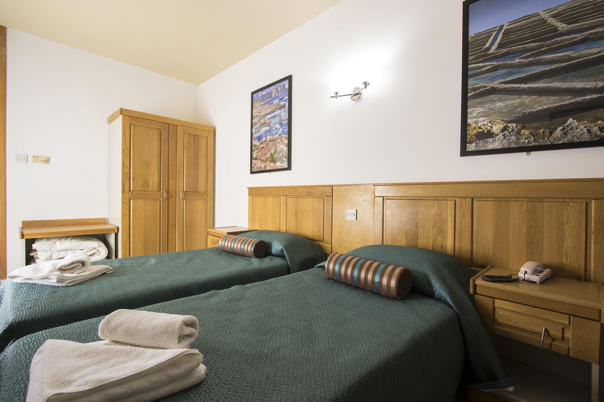Canifor Hotel St. Paul's Bay Esterno foto