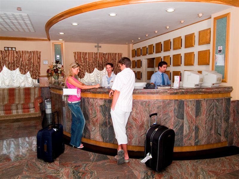 Canifor Hotel St. Paul's Bay Esterno foto