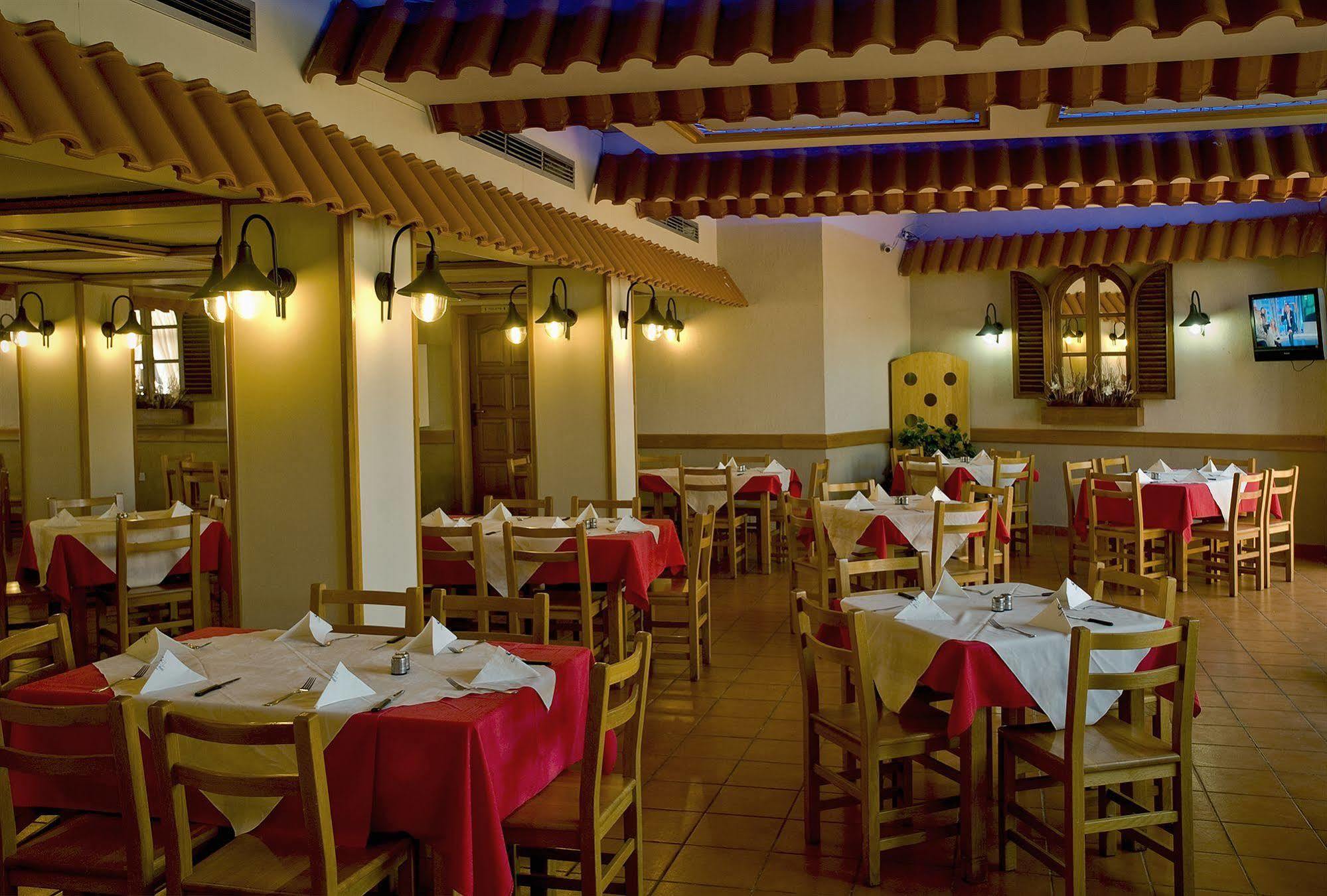 Canifor Hotel St. Paul's Bay Esterno foto